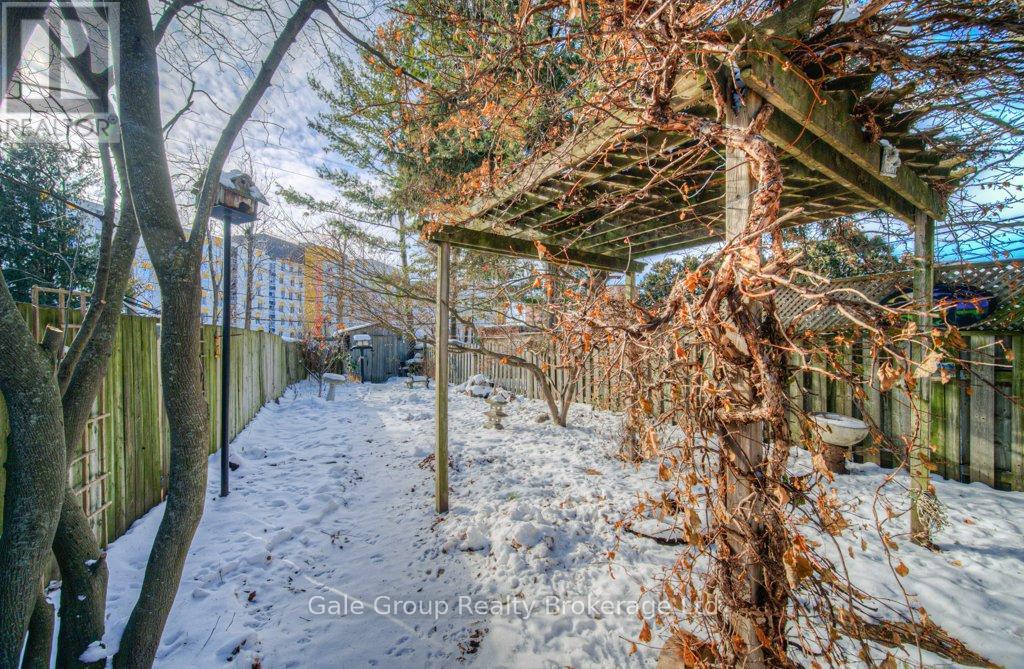 B - 808 Walter Street, Cambridge, Ontario  N3H 4P3 - Photo 41 - X12626682