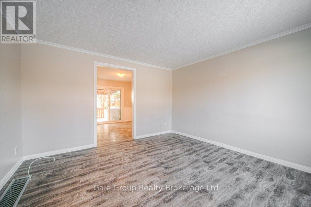 B - 808 Walter Street, Cambridge, Ontario  N3H 4P3 - Photo 7 - X12626682