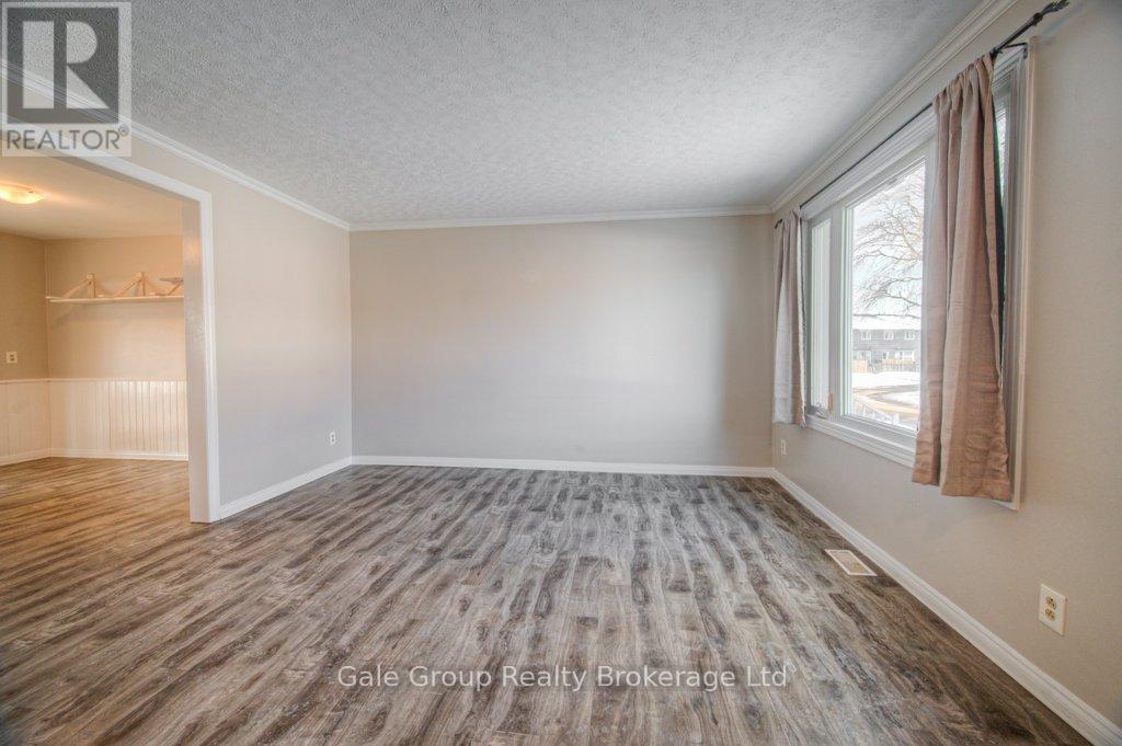 B - 808 Walter Street, Cambridge, Ontario  N3H 4P3 - Photo 9 - X12626682