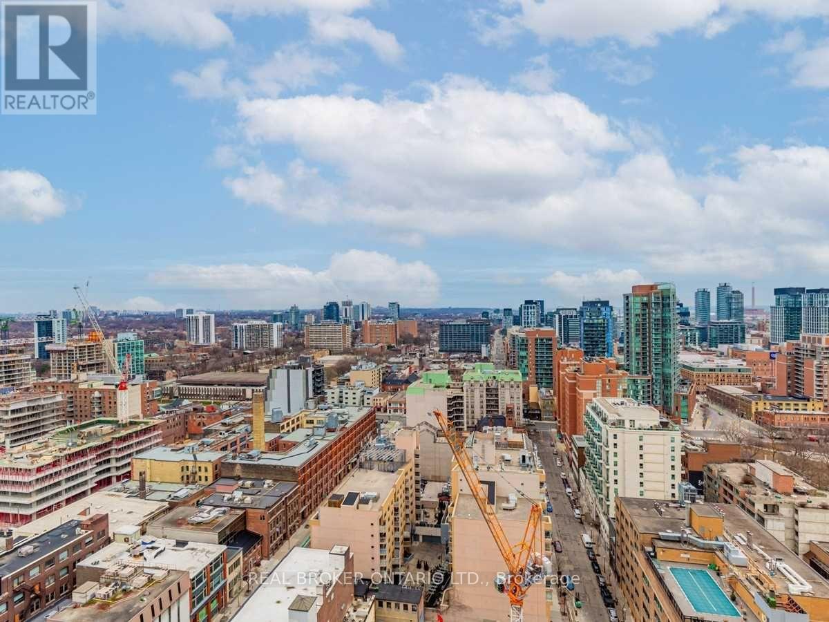 2301 - 50 Lombard Street, Toronto, Ontario  M5C 2X4 - Photo 47 - C12626672