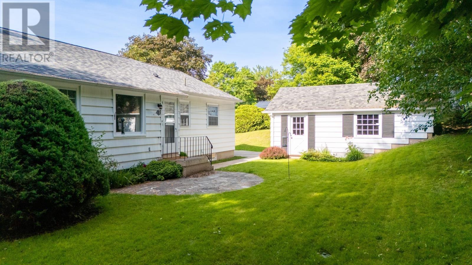 32 Fielding Avenue, Kentville, Nova Scotia  B4N 2T6 - Photo 10 - 202515259