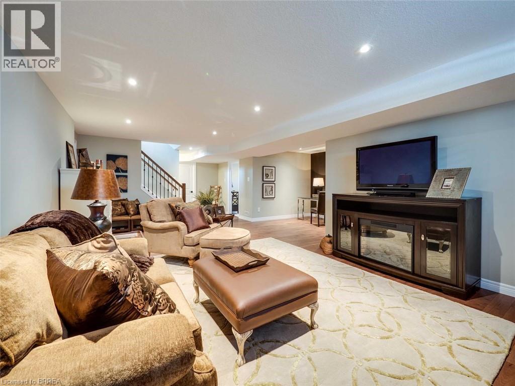 32 Patten Drive, St. George, Ontario  N0E 1N0 - Photo 25 - 40793337