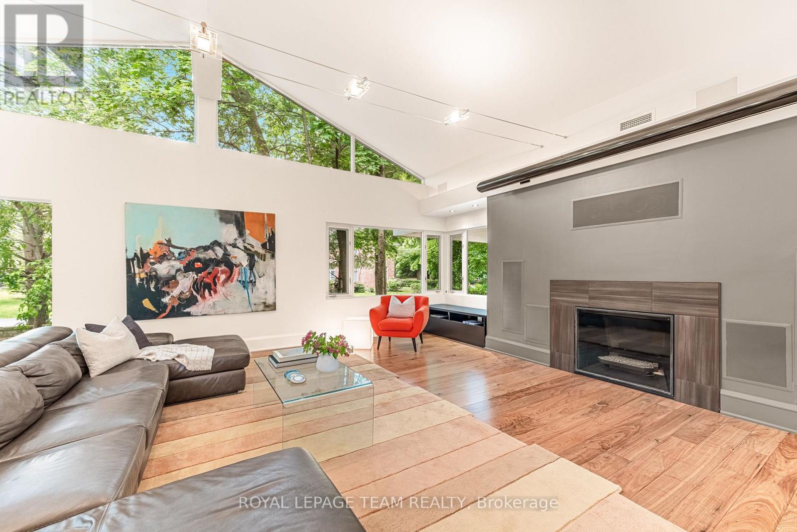 55 Willingdon Road, Ottawa, Ontario  K1M 2J6 - Photo 11 - X12213812