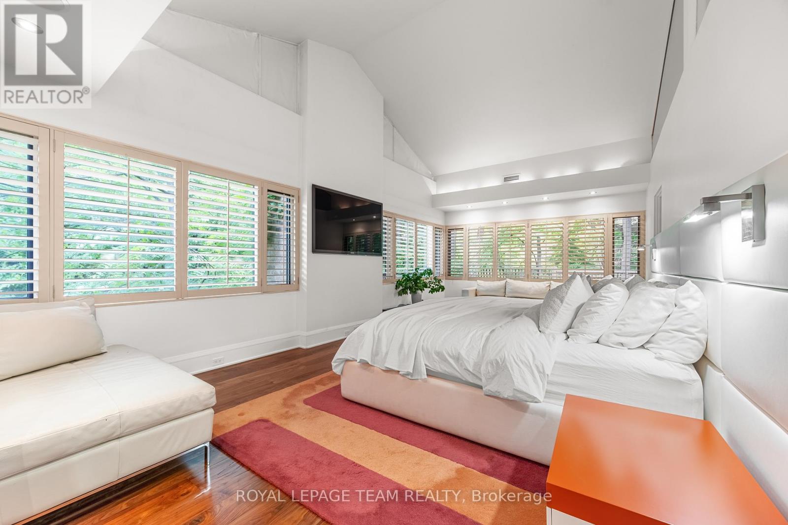 55 Willingdon Road, Ottawa, Ontario  K1M 2J6 - Photo 15 - X12213812