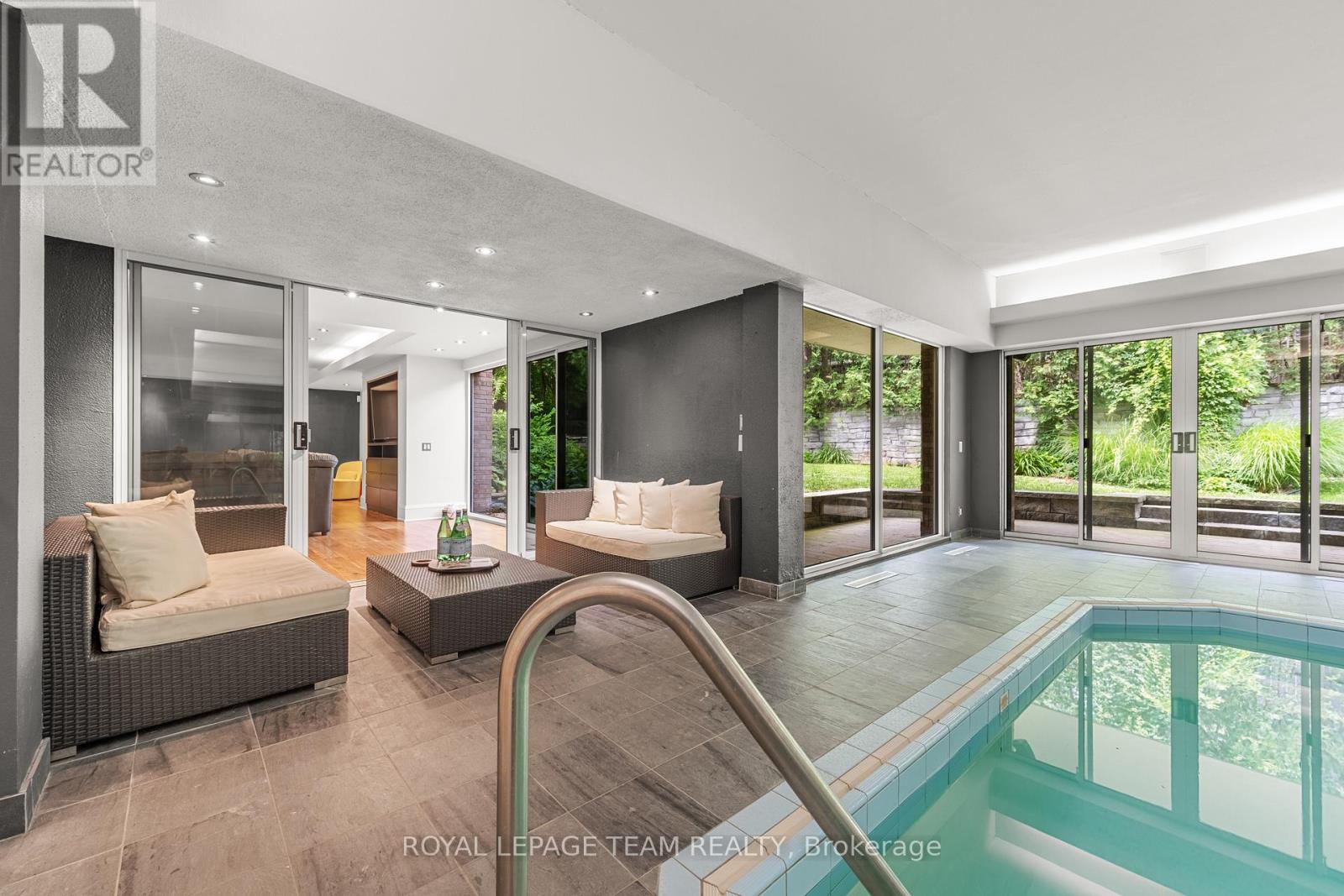 55 Willingdon Road, Ottawa, Ontario  K1M 2J6 - Photo 29 - X12213812