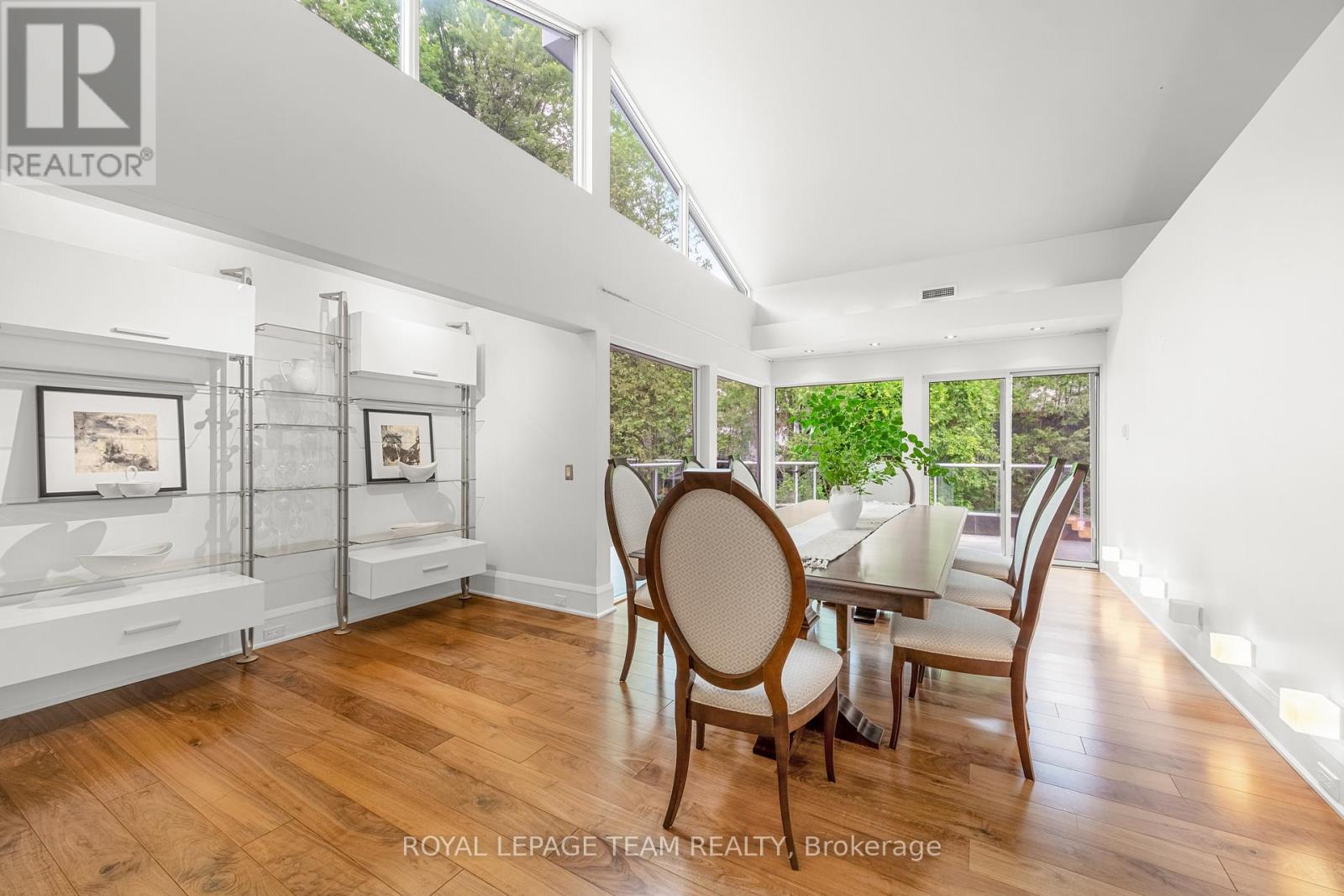 55 Willingdon Road, Ottawa, Ontario  K1M 2J6 - Photo 8 - X12213812