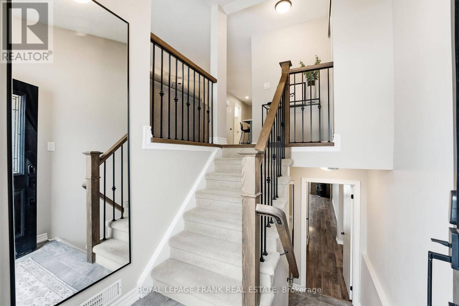 815 Attersley Drive, Oshawa, Ontario  L1K 1T4 - Photo 4 - E12626718