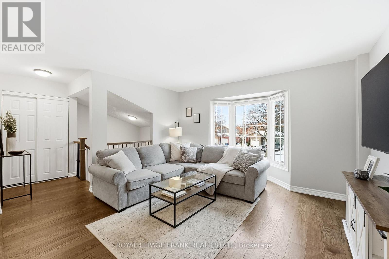 815 Attersley Drive, Oshawa, Ontario  L1K 1T4 - Photo 8 - E12626718