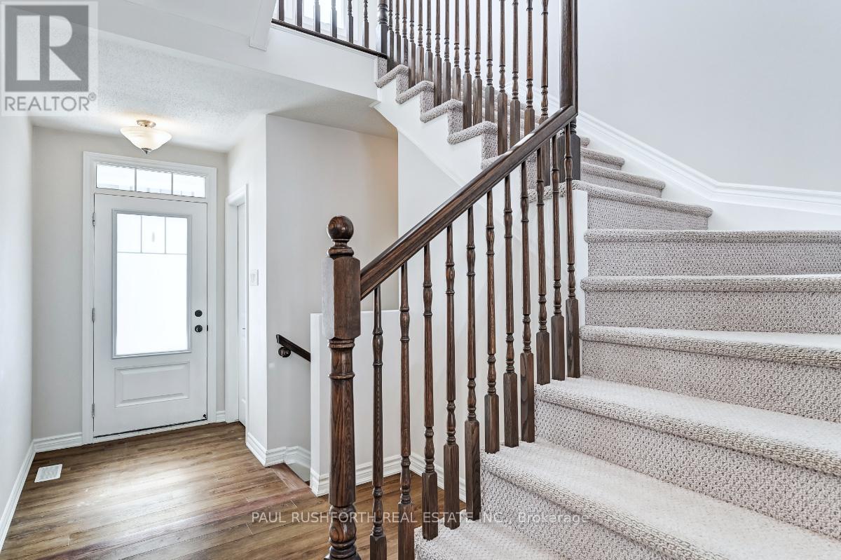 123 Pictou Crescent, Ottawa, Ontario  K2V 0H2 - Photo 3 - X12626738