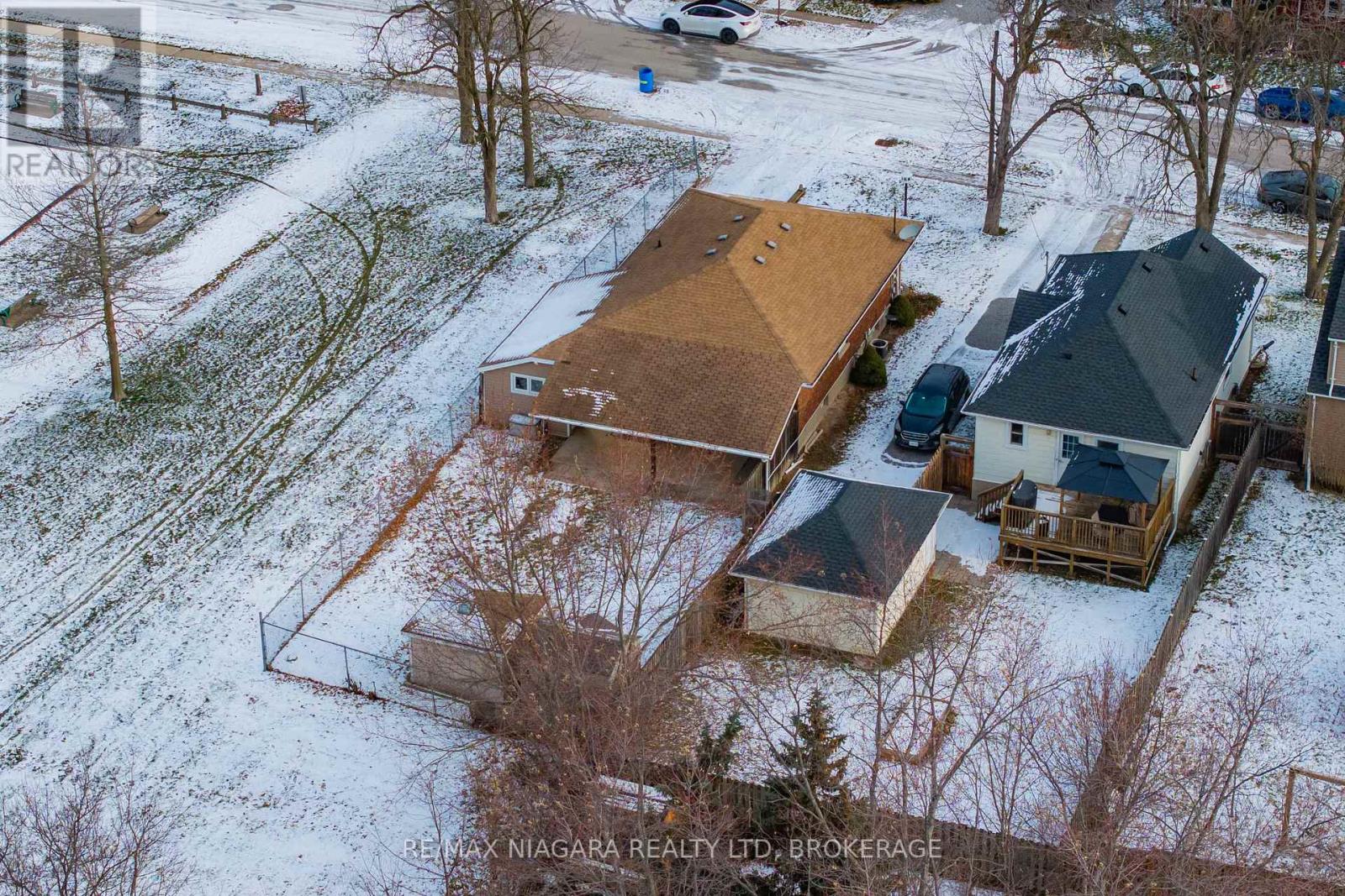 5 St Peter Street, St. Catharines (Burleigh Hill), Ontario  L2T 1N7 - Photo 44 - X12626744