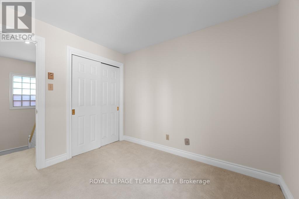 9 - 292 Laurier Avenue, Ottawa, Ontario  K1N 6P5 - Photo 25 - X12371013