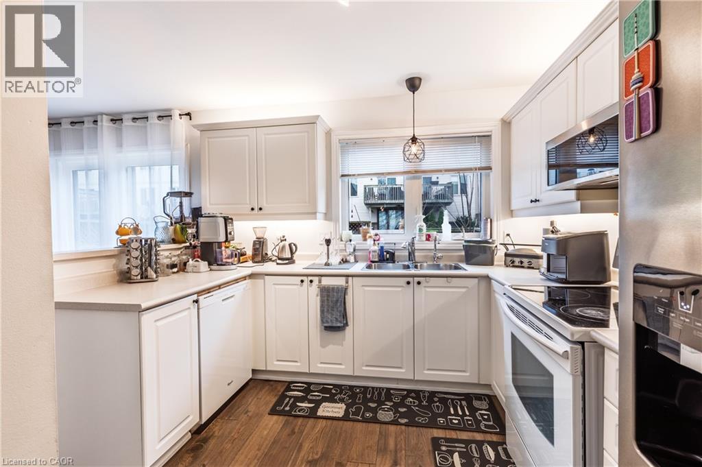 230 Blackhorne Drive Unit# 12, Kitchener, Ontario  N2E 1Z4 - Photo 15 - 40793467