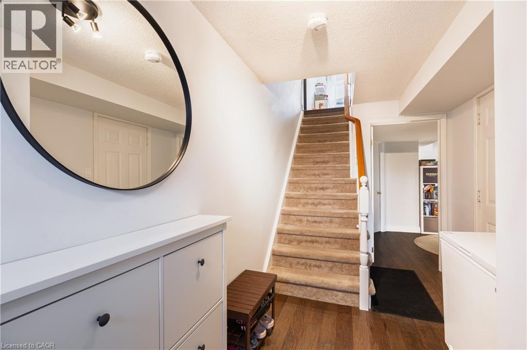 230 Blackhorne Drive Unit# 12, Kitchener, Ontario  N2E 1Z4 - Photo 4 - 40793467