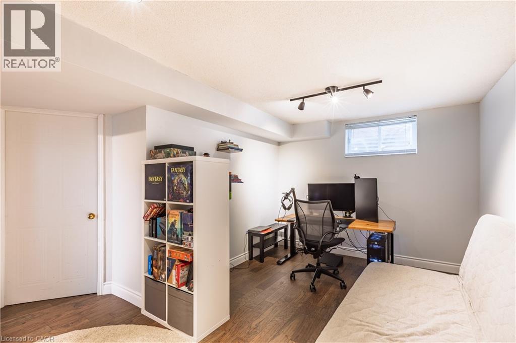 230 Blackhorne Drive Unit# 12, Kitchener, Ontario  N2E 1Z4 - Photo 5 - 40793467