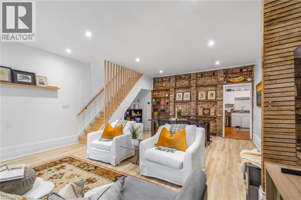 142 Elgin Street, Brantford, Ontario  N3S 5A5 - Photo 5 - 40791448