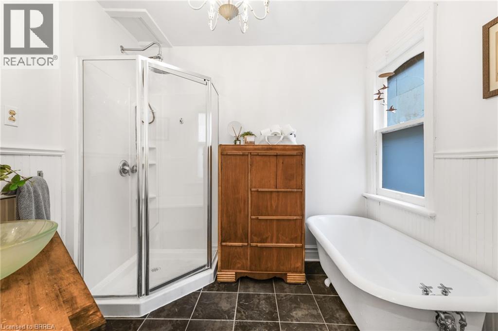 142 Elgin Street, Brantford, Ontario  N3S 5A5 - Photo 11 - 40791448