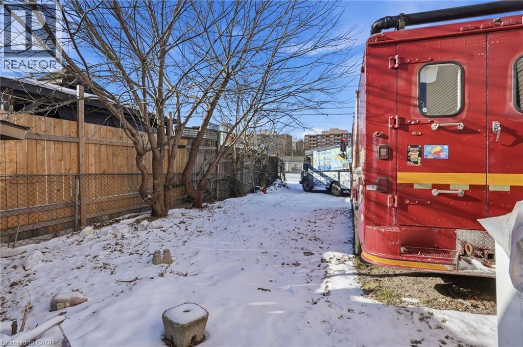 227 Wellington Street N, Hamilton, Ontario  L8L 5A7 - Photo 21 - 40793356