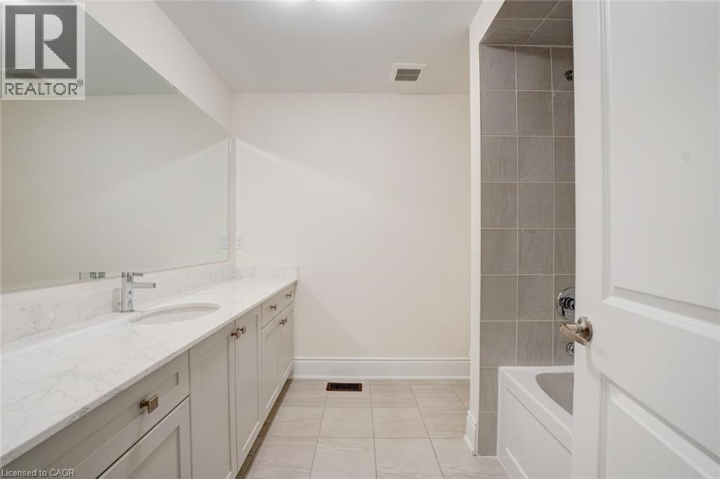 197 Thompson Drive, East Gwillimbury, Ontario L9N 0V5 - Photo 35 - 40779673