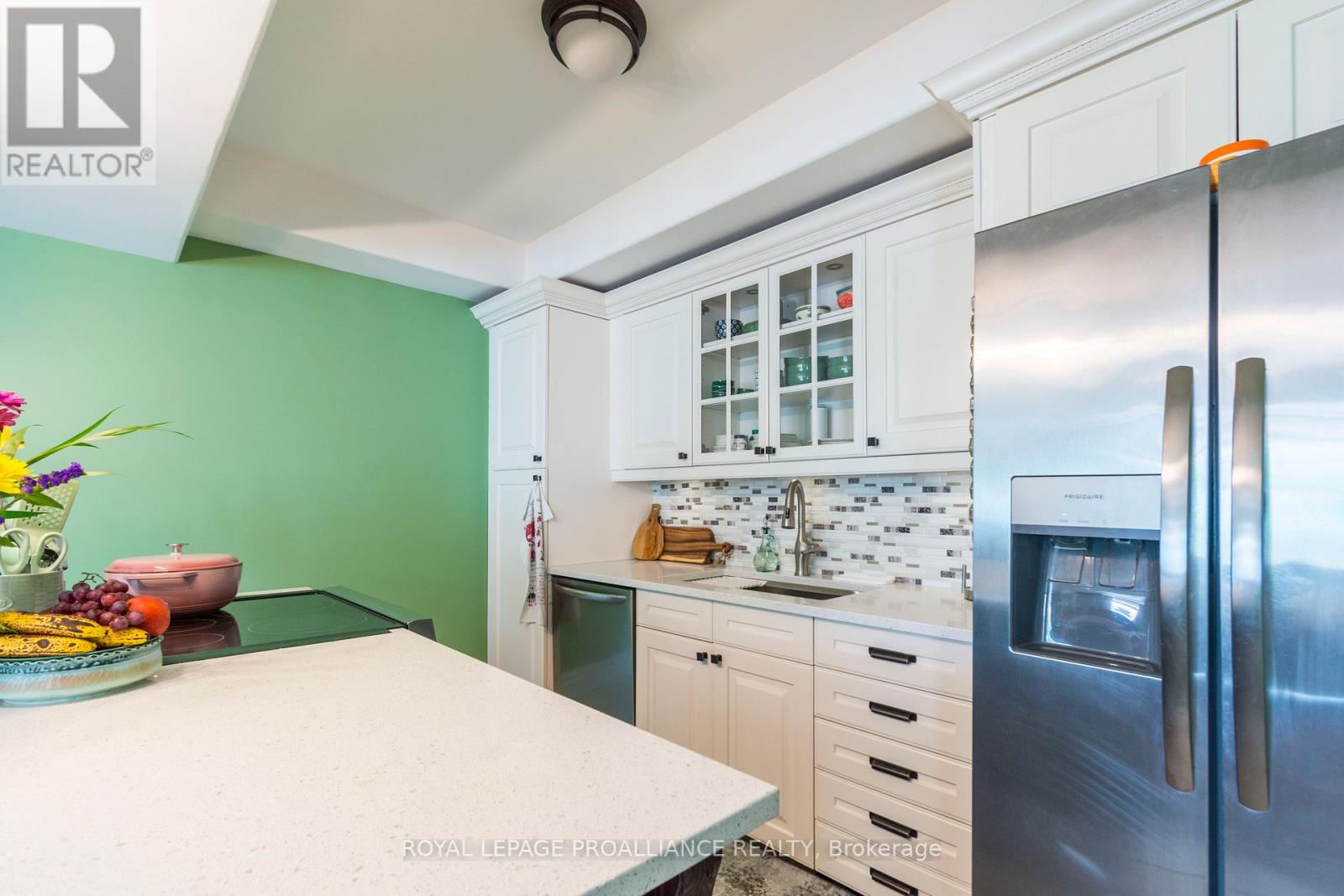 103 - 145 Farley Avenue, Belleville, Ontario  K8N 4L1 - Photo 9 - X12432030