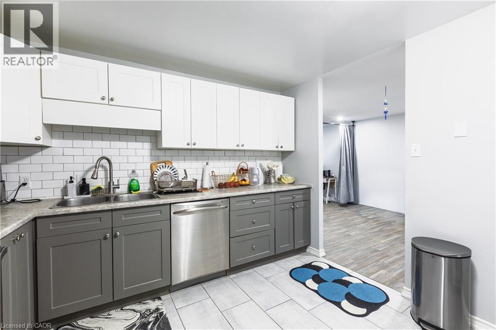 35 Green Valley Street Unit# 214, Kitchener, Ontario  N2P 2A5 - Photo 11 - 40793477