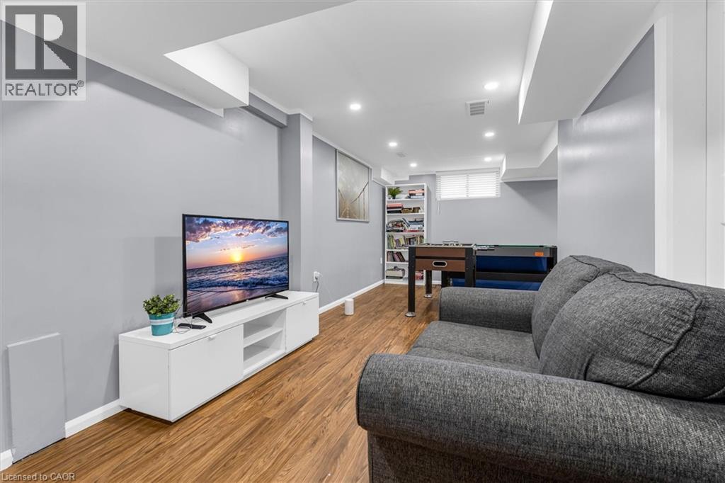 55 Greenwich Avenue, Stoney Creek, Ontario  L8J 0L6 - Photo 23 - 40793444