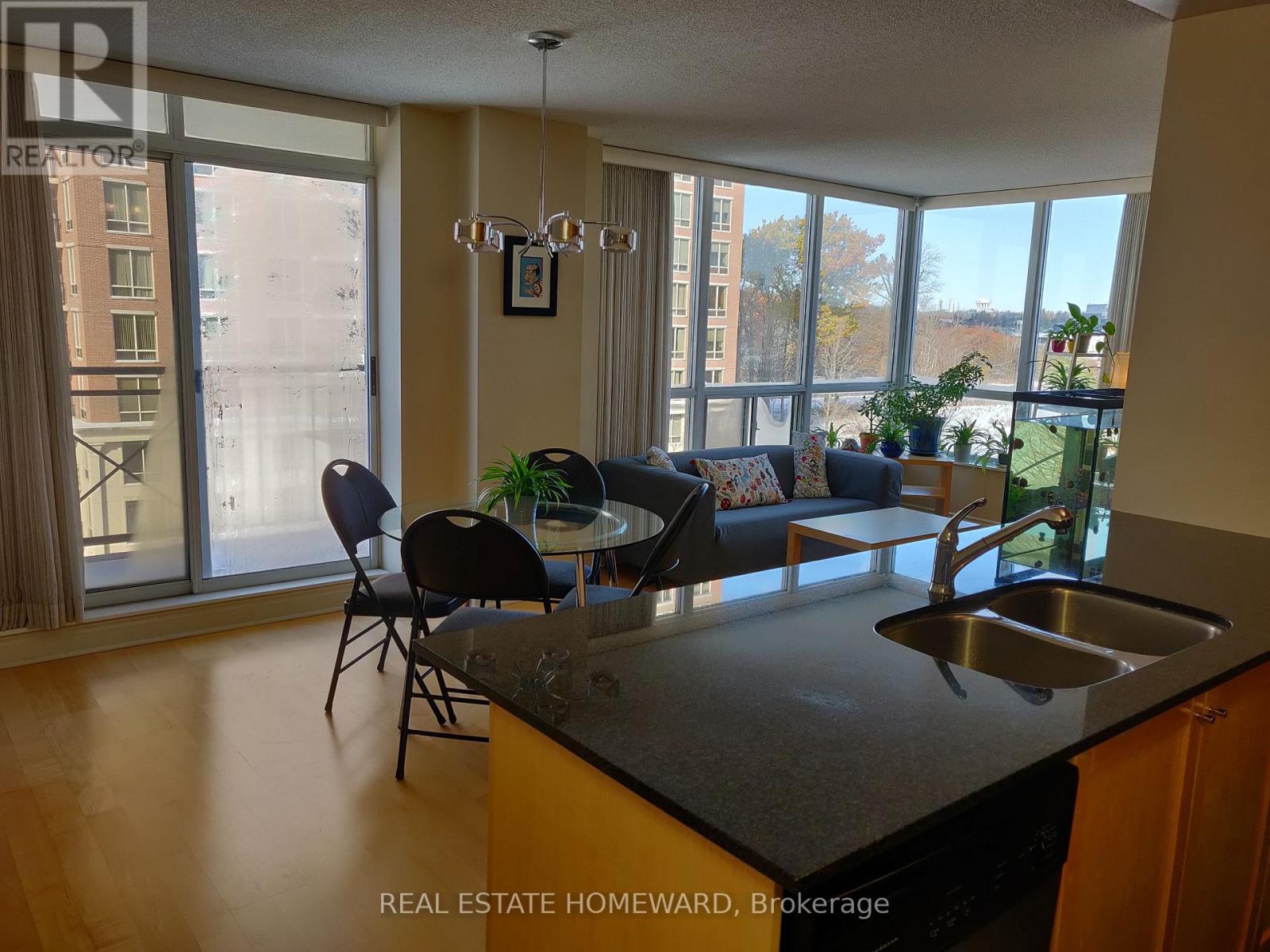 607 - 1103 LESLIE STREET, Toronto, Ontario