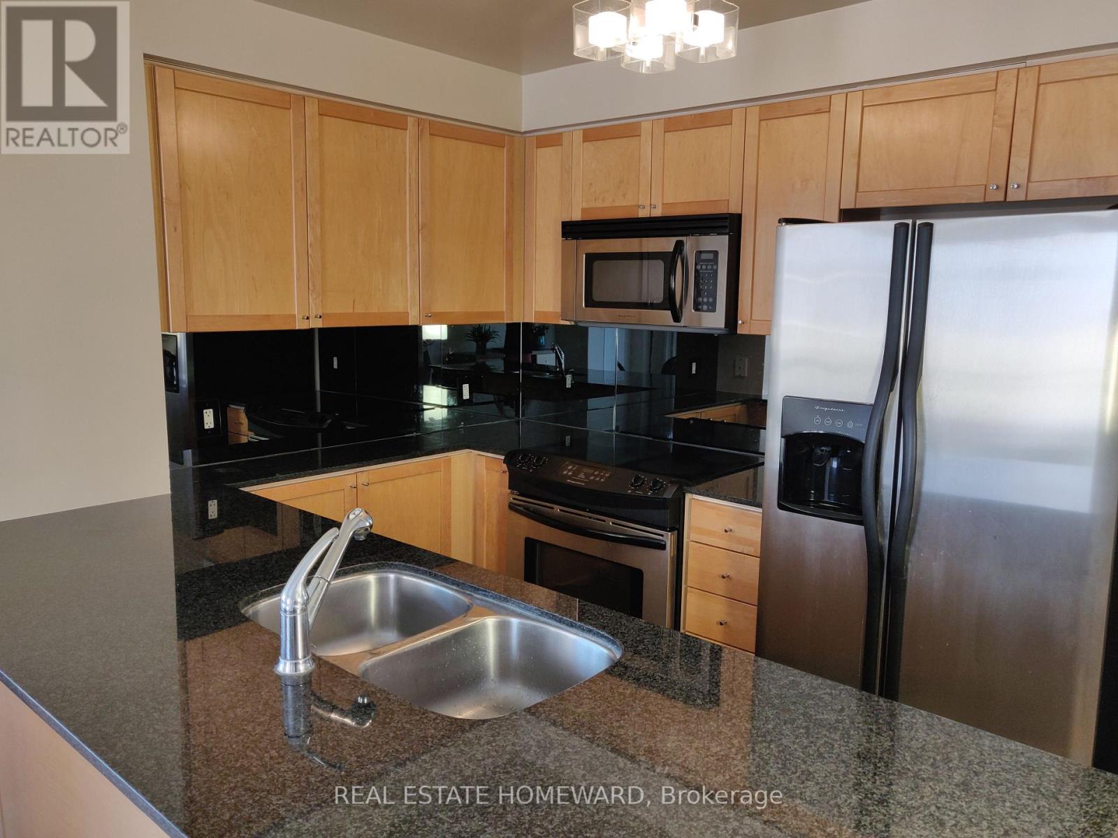 607 - 1103 Leslie Street, Toronto, Ontario  M3C 4G8 - Photo 2 - C12626696