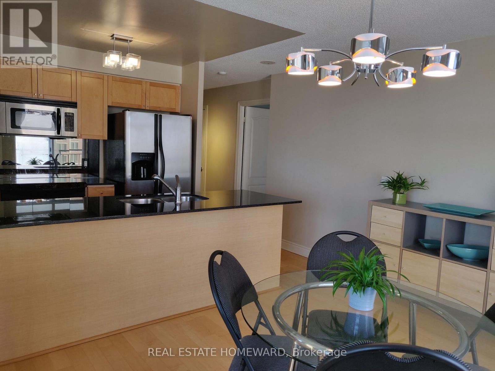 607 - 1103 Leslie Street, Toronto, Ontario  M3C 4G8 - Photo 3 - C12626696