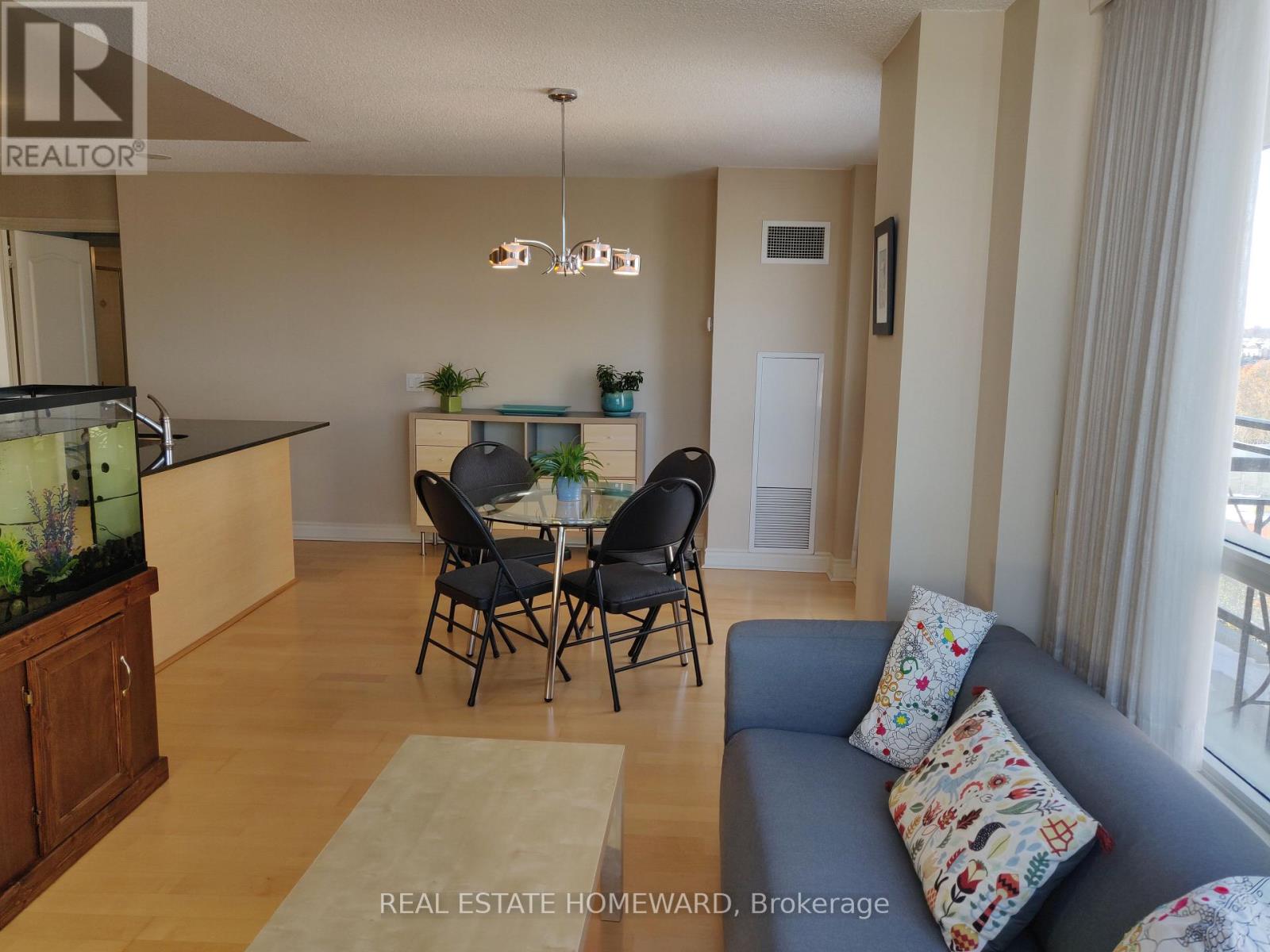 607 - 1103 Leslie Street, Toronto, Ontario  M3C 4G8 - Photo 5 - C12626696