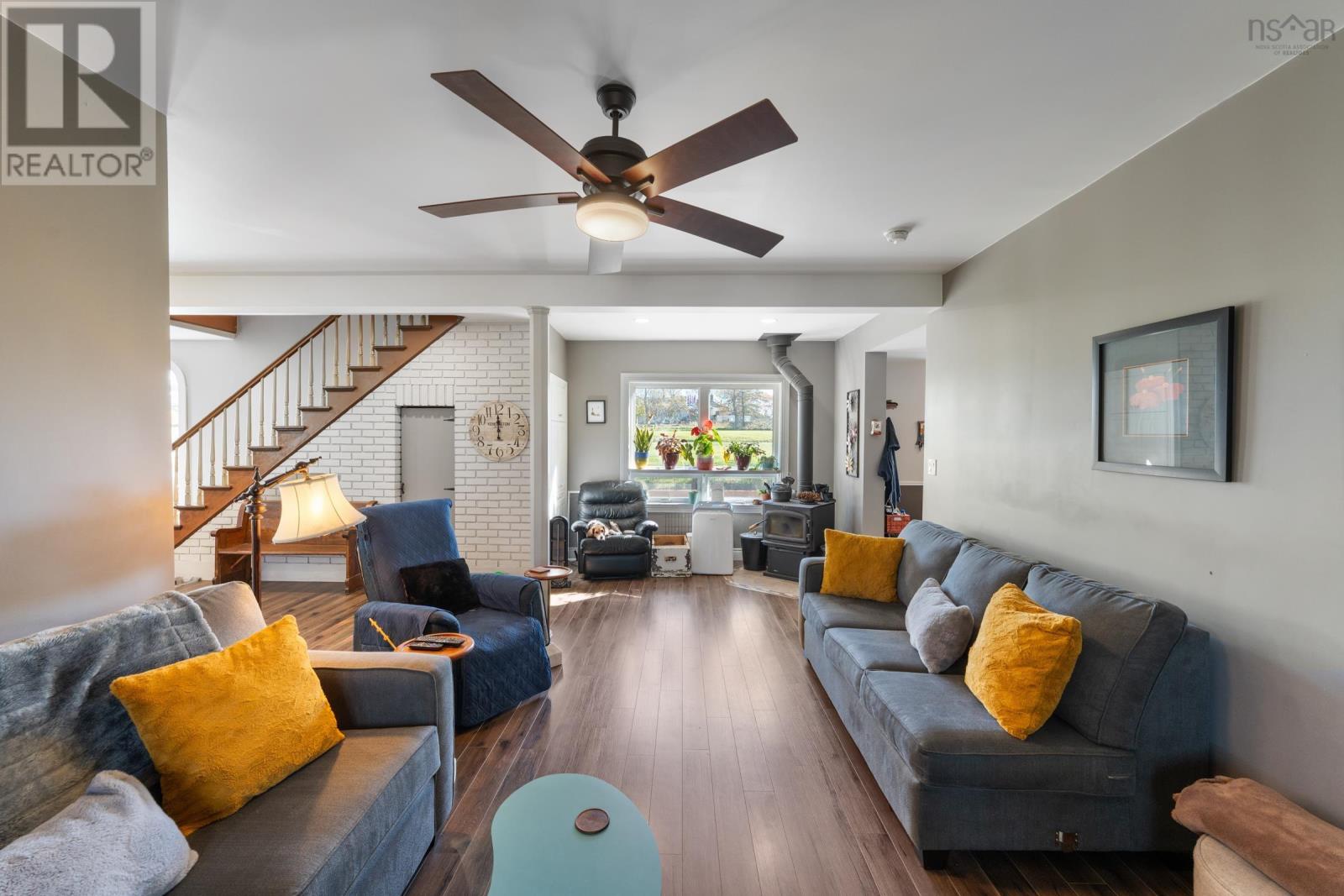 223-225 Forest Street, Yarmouth, Nova Scotia B5A 5H4 - Photo 11 - 202526228