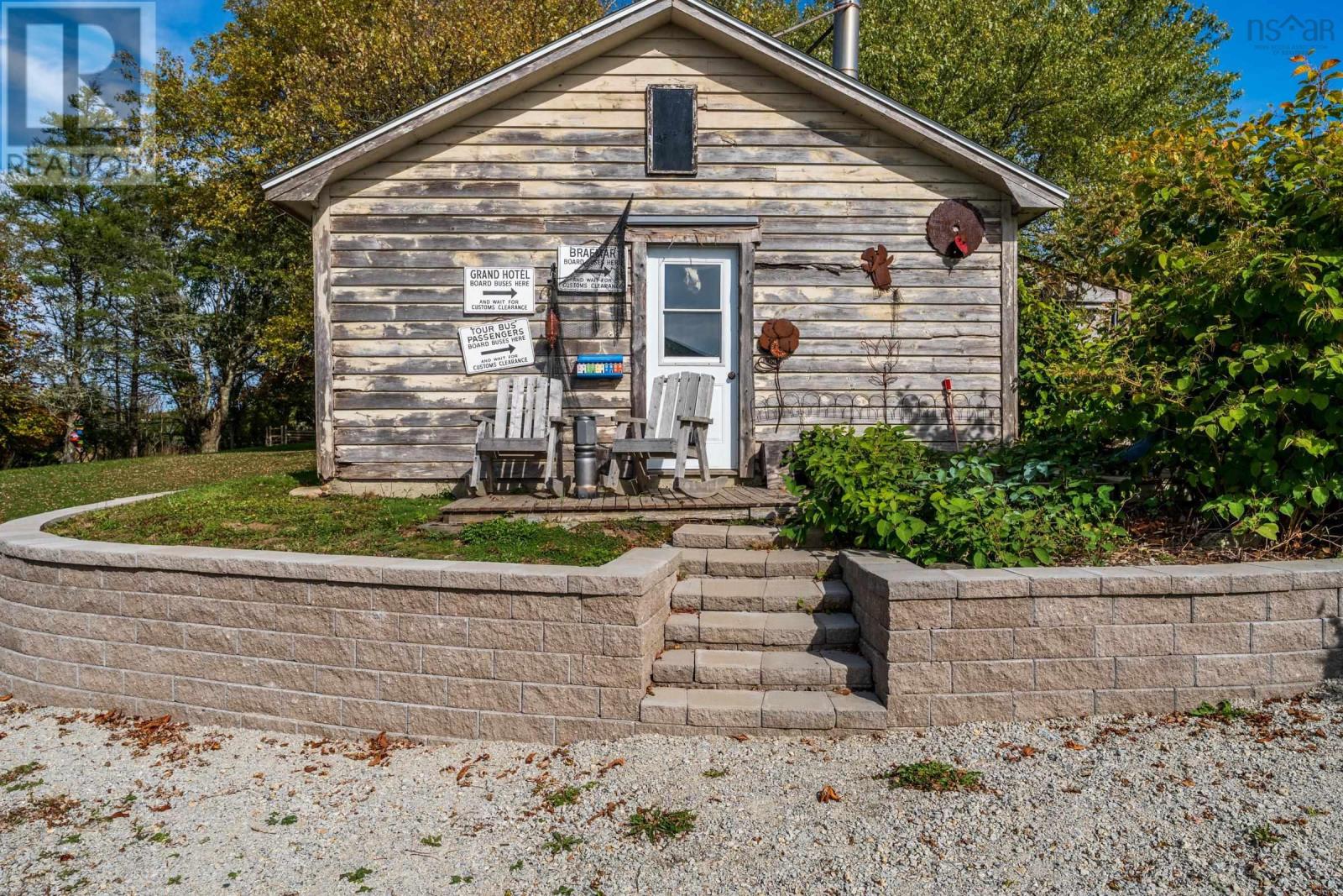 223-225 Forest Street, Yarmouth, Nova Scotia B5A 5H4 - Photo 40 - 202526228