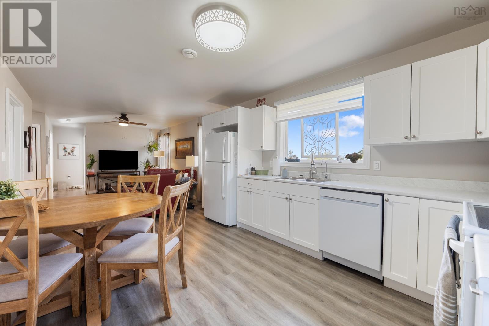 223-225 Forest Street, Yarmouth, Nova Scotia B5A 5H4 - Photo 29 - 202526228