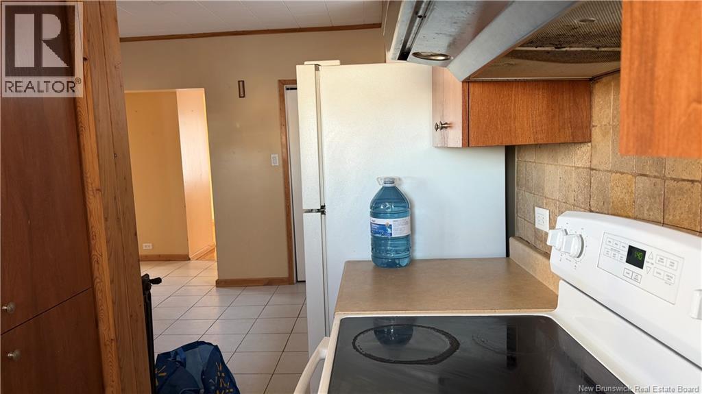 128 Canada Street, Edmundston, New Brunswick  E3V 1V8 - Photo 6 - NB131207