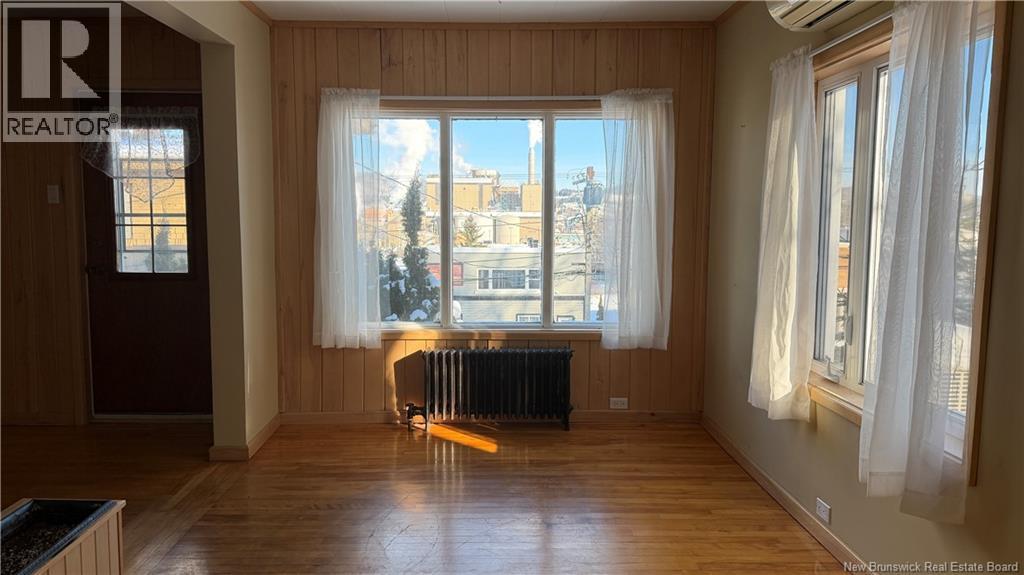 128 Canada Street, Edmundston, New Brunswick  E3V 1V8 - Photo 10 - NB131207