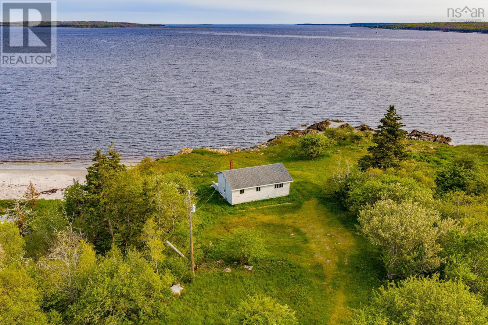 1718 Sandy Point Road, Sandy Point, Nova Scotia  B0T 1W0 - Photo 13 - 202515187