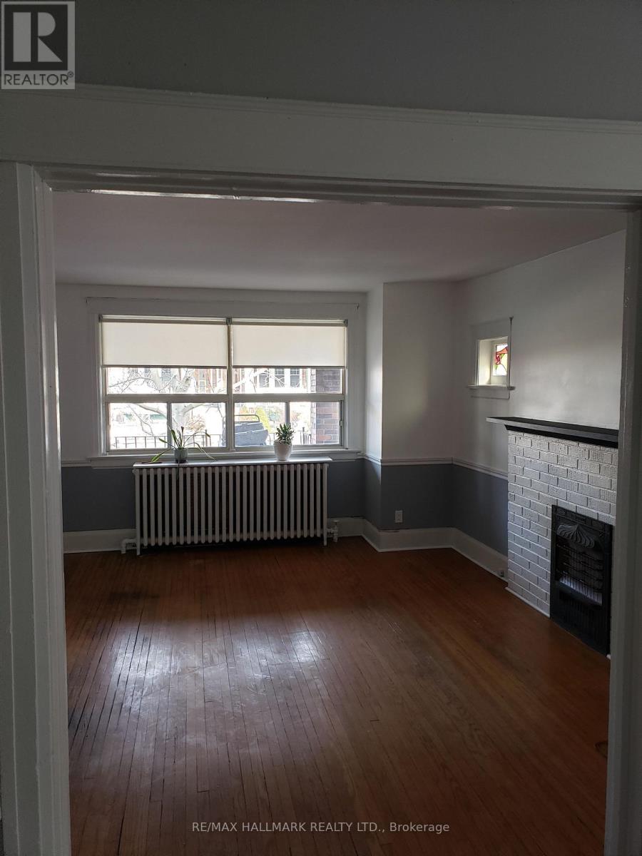 44 Scarboro Beach Main Boulevard, Toronto (The Beaches), Ontario  M4E 2X1 - Photo 2 - E12626710