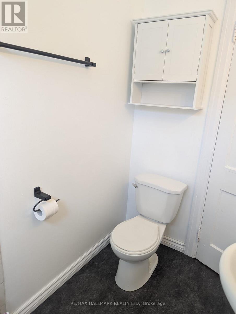 44 Scarboro Beach Main Boulevard, Toronto (The Beaches), Ontario  M4E 2X1 - Photo 6 - E12626710