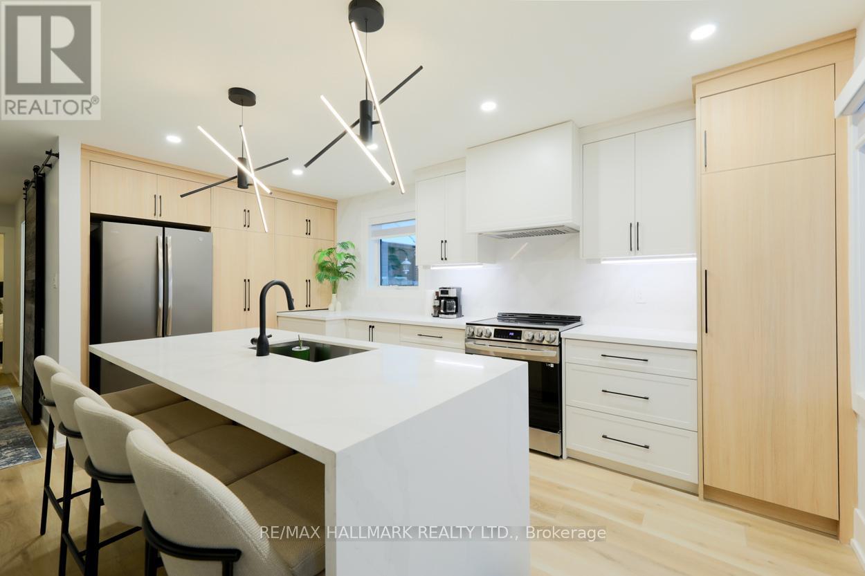 Main Floor - 10 Flagstaff Road, Toronto, Ontario  M1L 1S9 - Photo 3 - E12626730