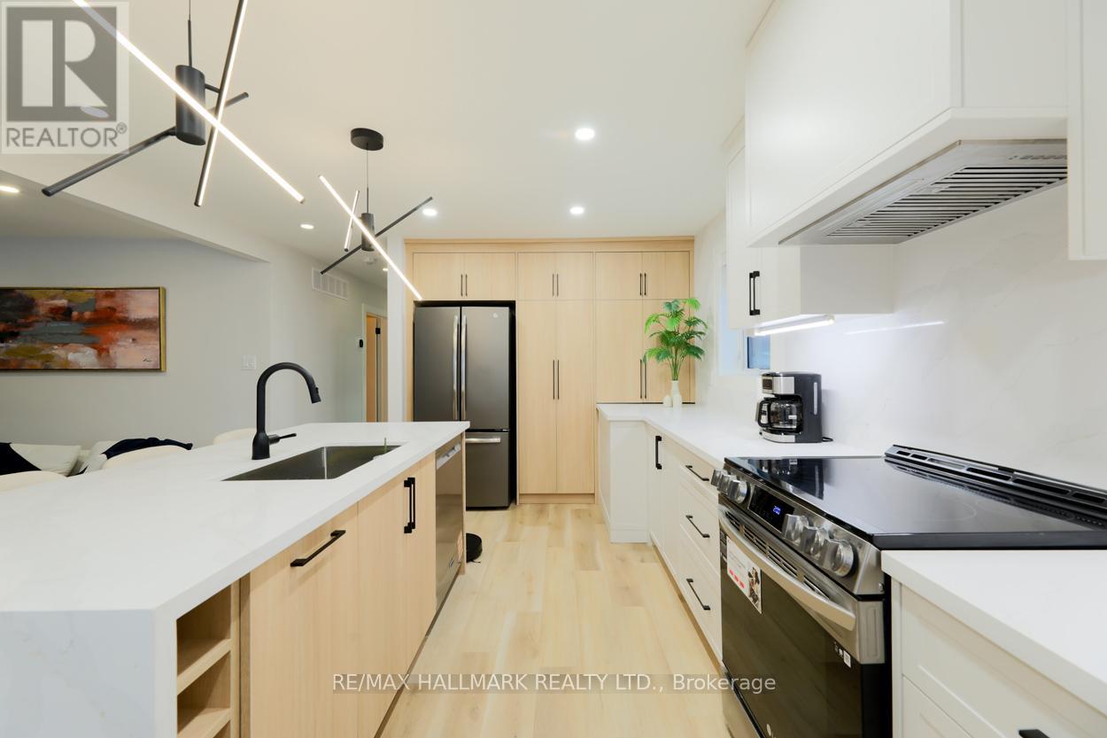 Main Floor - 10 Flagstaff Road, Toronto, Ontario  M1L 1S9 - Photo 5 - E12626730