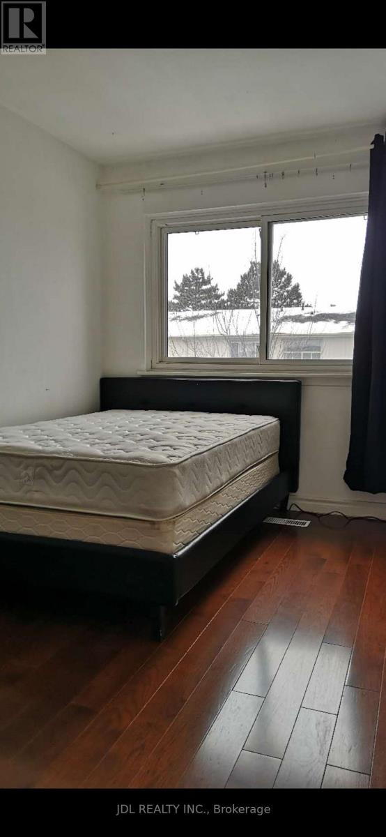 #17 - 2451 Bridletowne Circle, Toronto, Ontario M1W 2Y4 - Photo 3 - E12565250