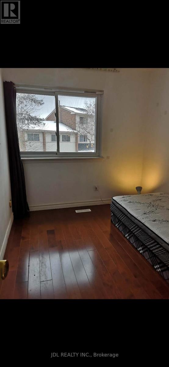 #17 - 2451 Bridletowne Circle, Toronto, Ontario M1W 2Y4 - Photo 4 - E12565250