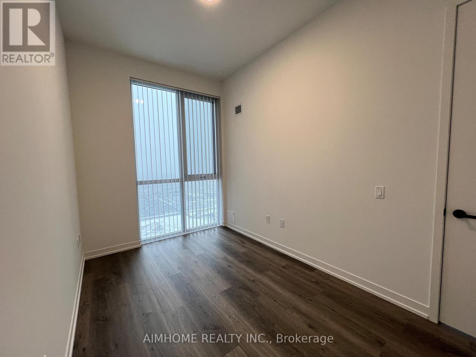 3612 - 8 Interchange Way, Vaughan, Ontario  L4K 5Z7 - Photo 12 - N12626716