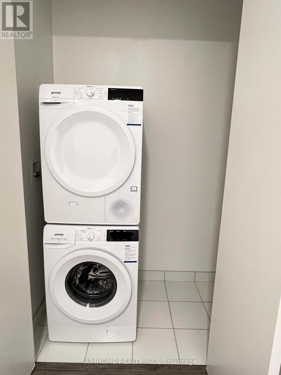 3612 - 8 Interchange Way, Vaughan, Ontario  L4K 5Z7 - Photo 23 - N12626716