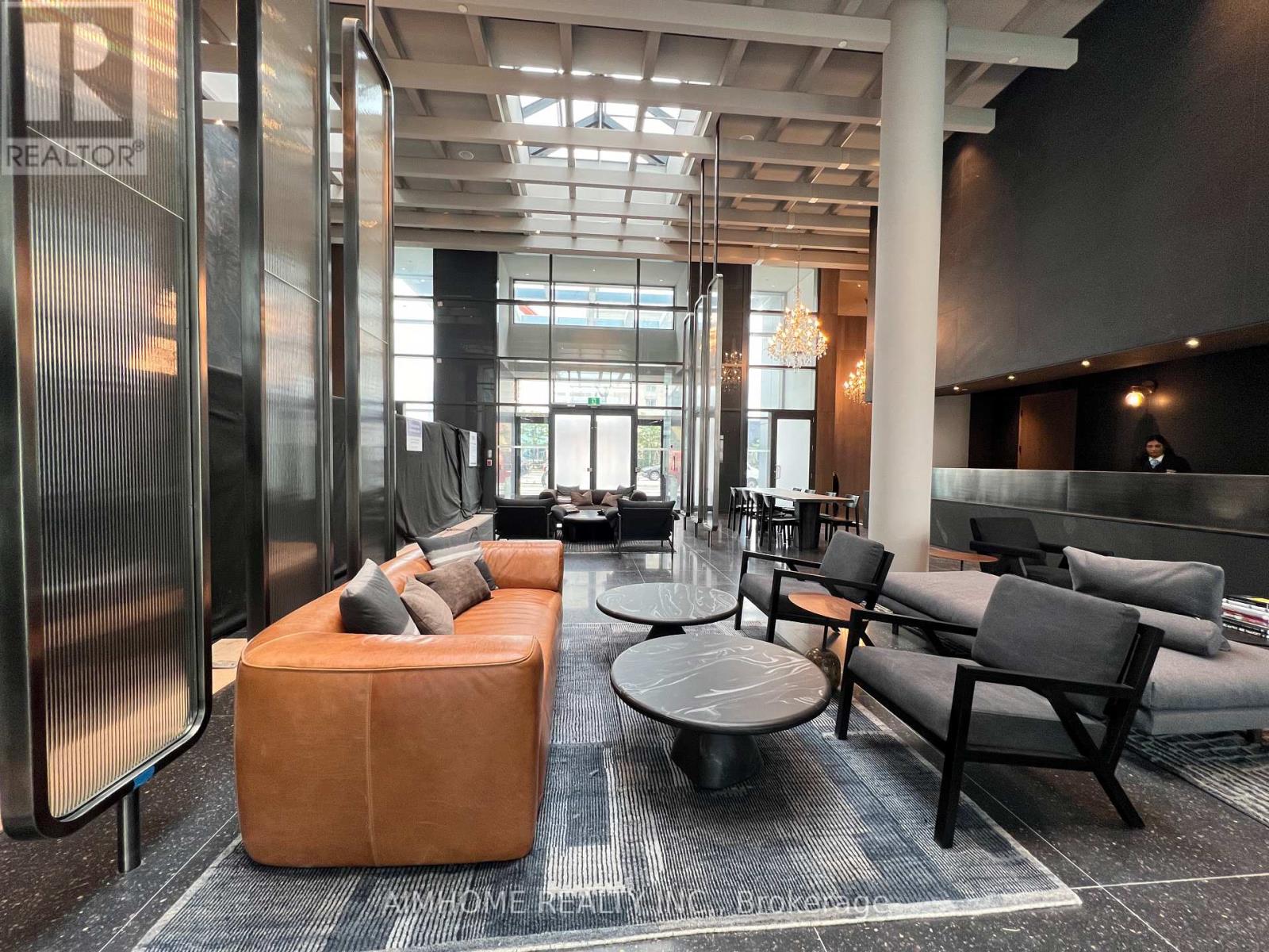 3612 - 8 Interchange Way, Vaughan, Ontario  L4K 5Z7 - Photo 5 - N12626716