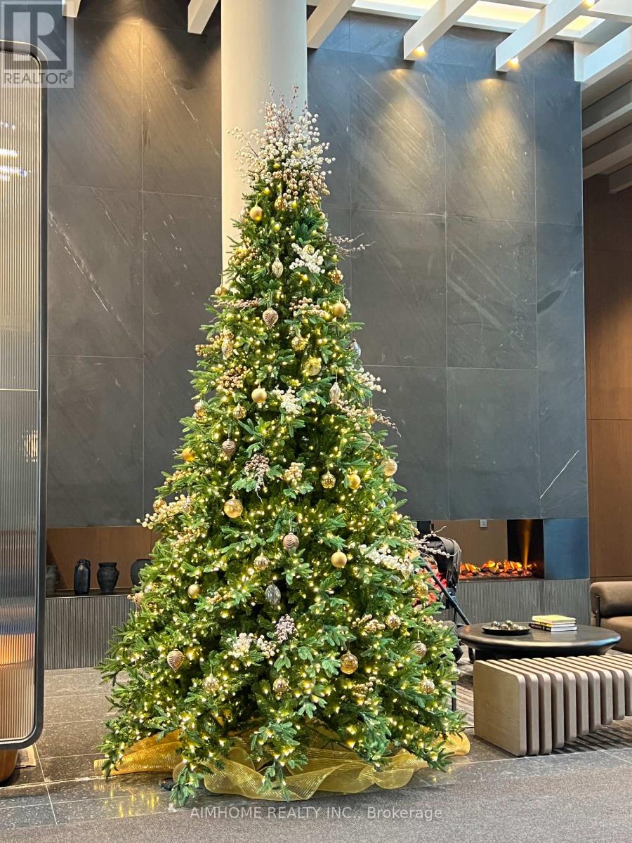 3612 - 8 Interchange Way, Vaughan, Ontario  L4K 5Z7 - Photo 6 - N12626716