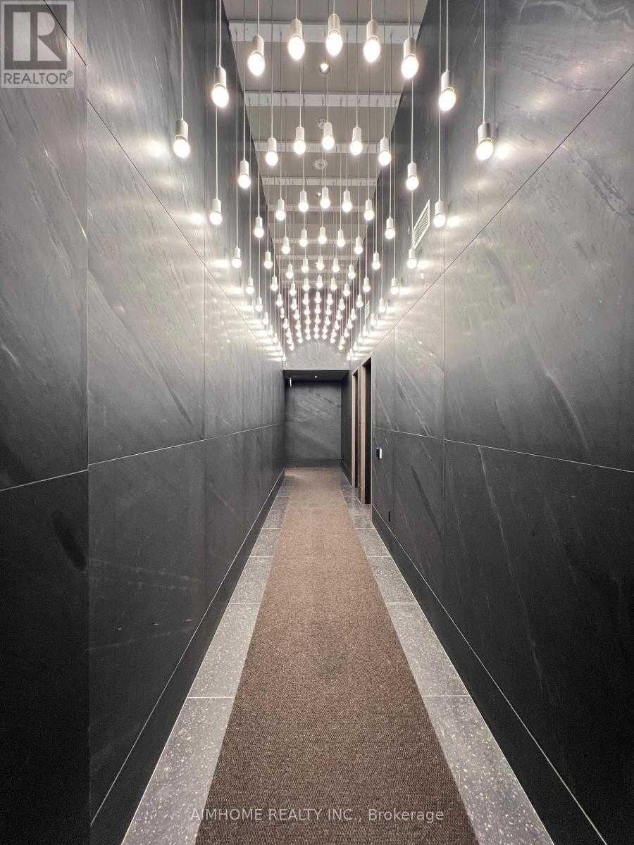 3612 - 8 Interchange Way, Vaughan, Ontario  L4K 5Z7 - Photo 7 - N12626716