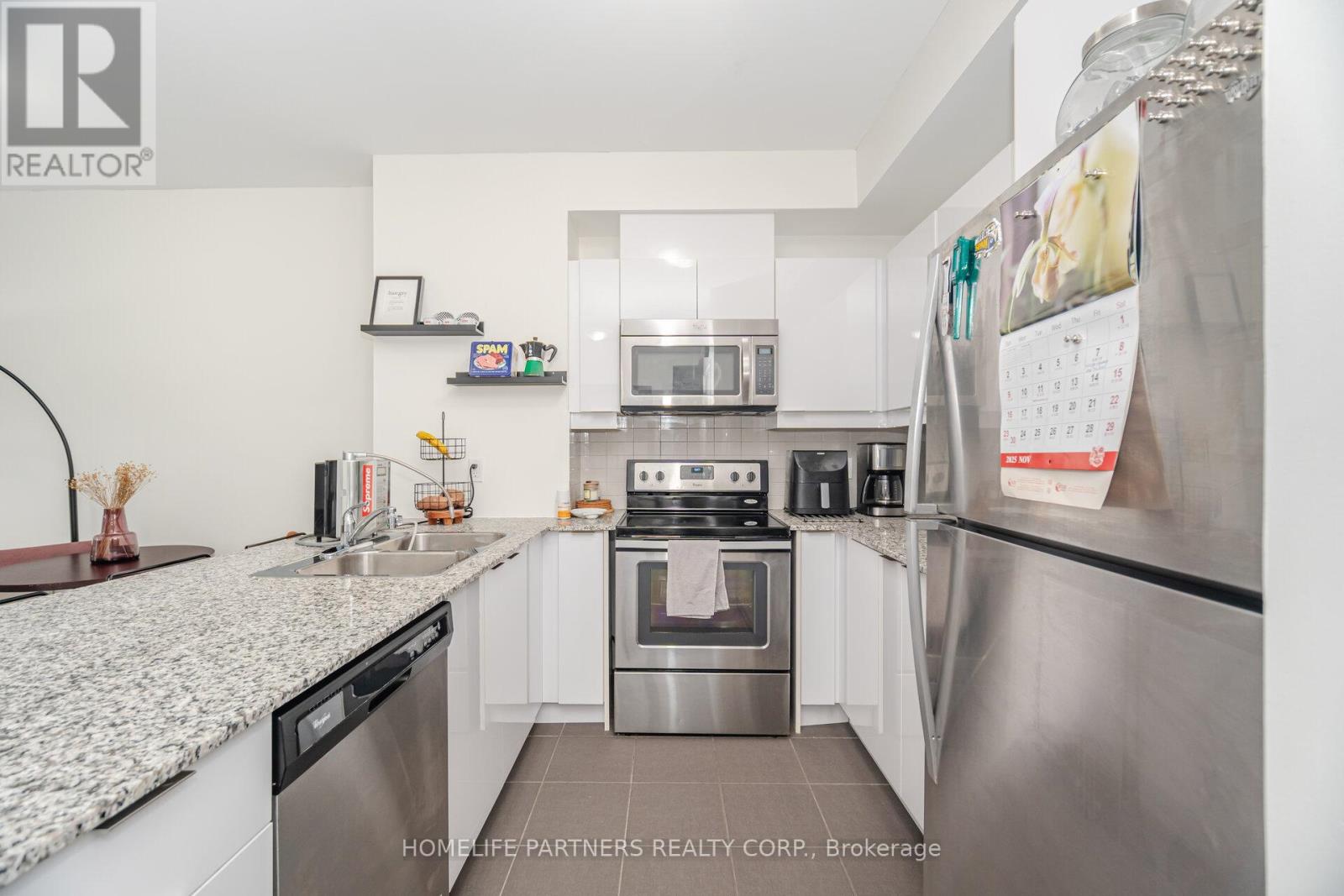 1006 - 2910 Highway 7 Road W, Vaughan, Ontario  L4K 0H8 - Photo 14 - N12626774