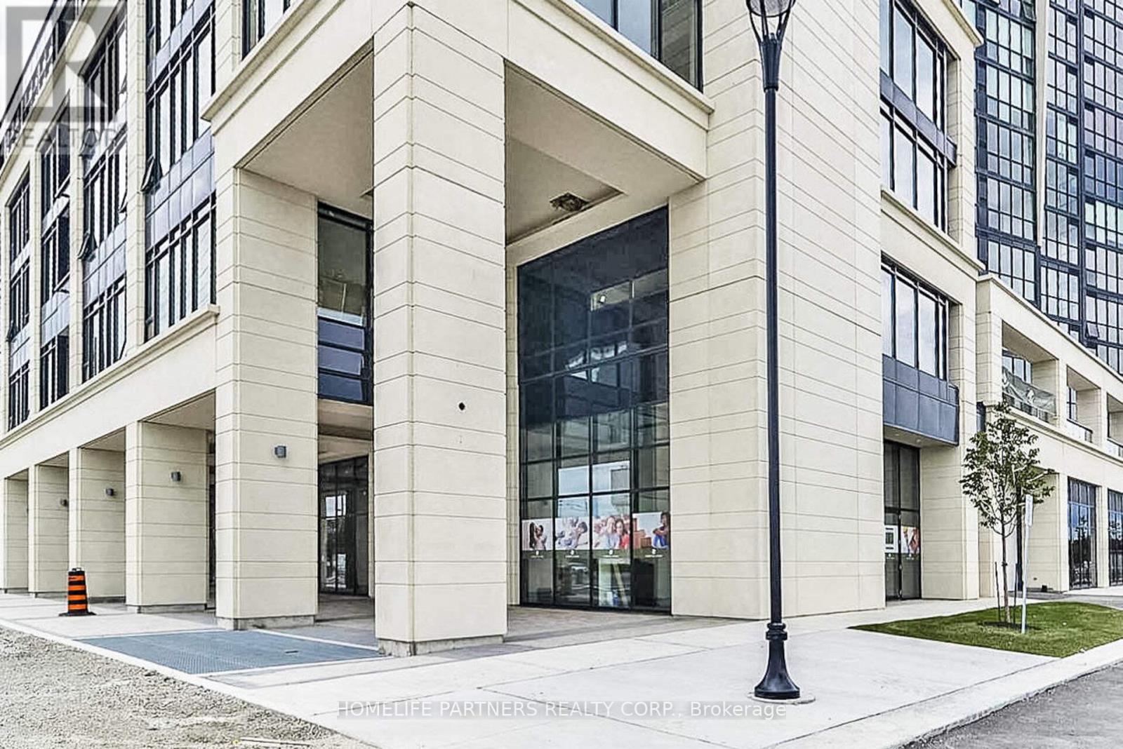 1006 - 2910 Highway 7 Road W, Vaughan, Ontario  L4K 0H8 - Photo 2 - N12626774