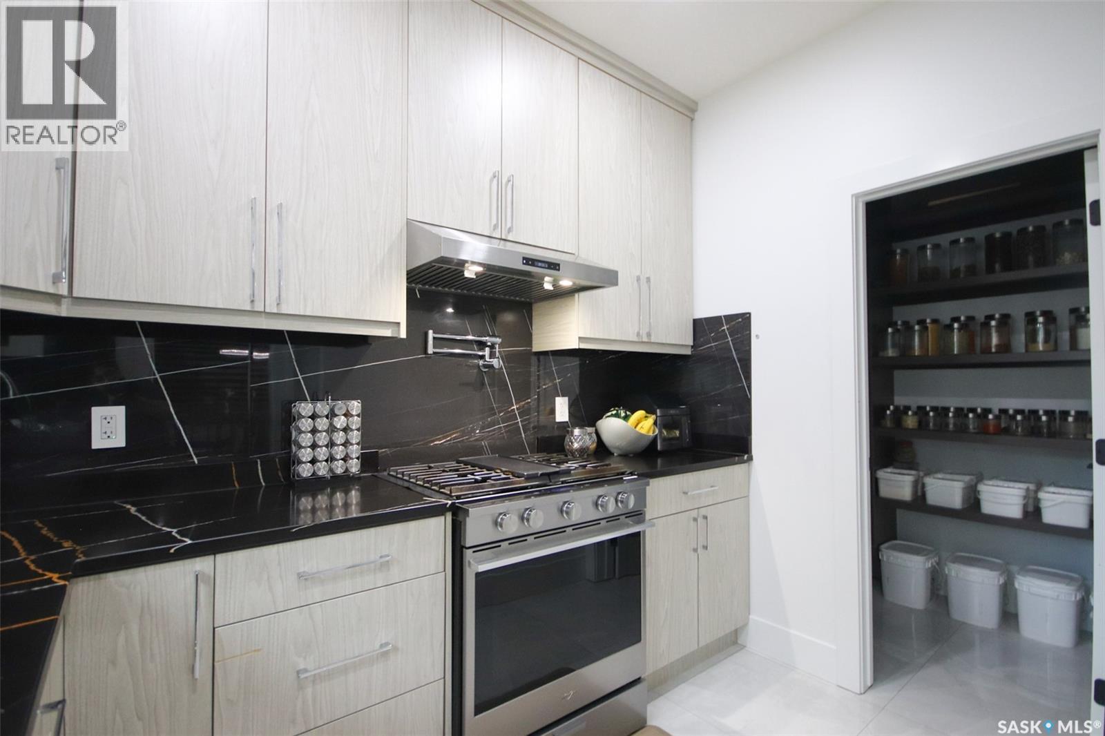 131 Nazarali Way, Saskatoon, Saskatchewan  S7V 1X8 - Photo 15 - SK025435