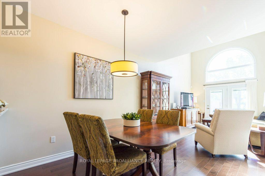 2 - 355 Dundas Street W, Belleville, Ontario K8P 1B3 - Photo 18 - X12382282